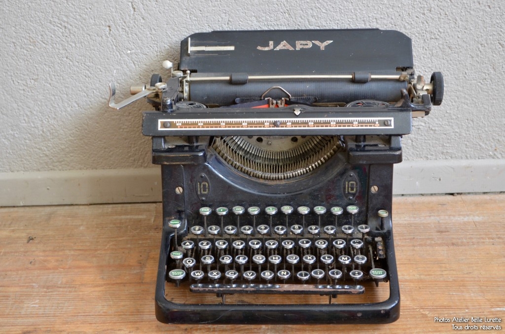 Machine à écrire Japy - L'atelier Belle Lurette, Rénovation de