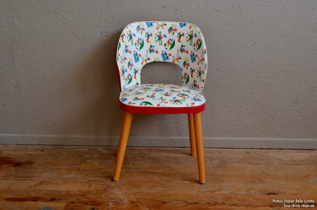 Petite chaise enfant tout bois - L'atelier Belle Lurette, Rénovation de  meubles vintage