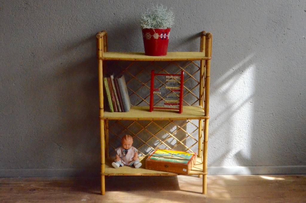 bibliothèque rotin enfant