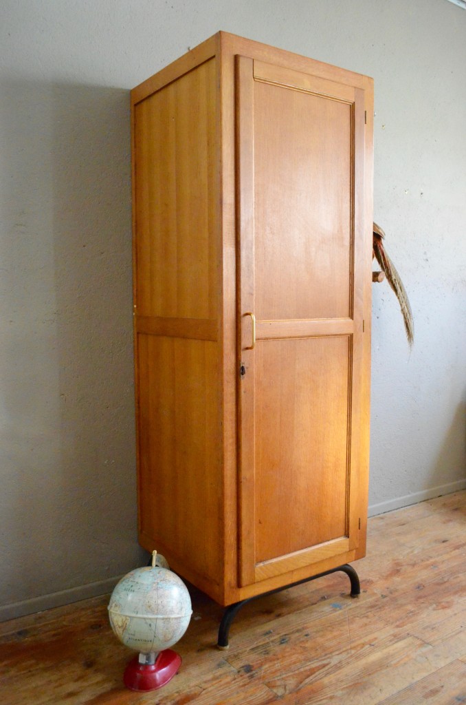 Armoire Elsa L'atelier Belle Lurette, rénovation de meubles vintage
