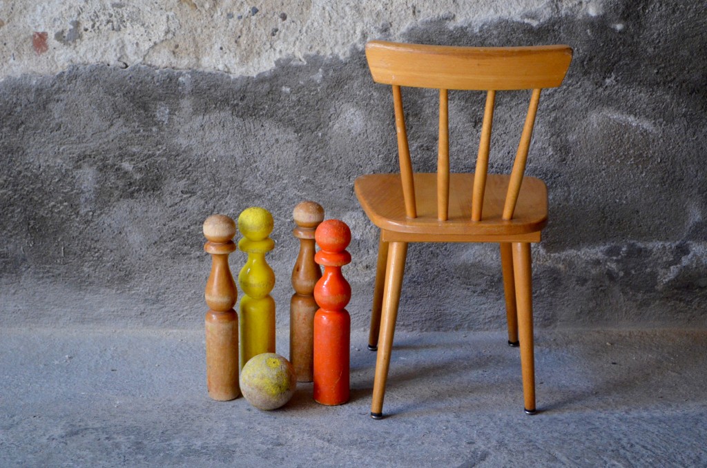 Petite chaise enfant tout bois - L'atelier Belle Lurette, Rénovation de  meubles vintage