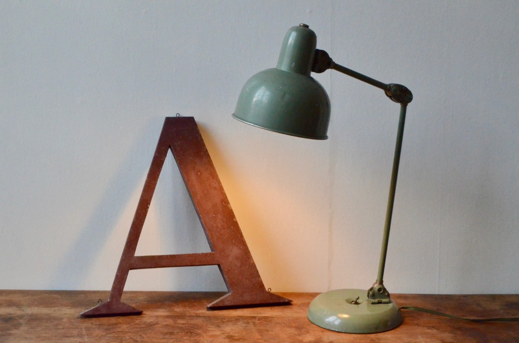 Lampe d'atelier Ophélie L'atelier Belle Lurette, Rénovation de meubles vintage Lampe d'atelier Ophélie L'atelier Belle Lurette, Rénovation de meubles vintage