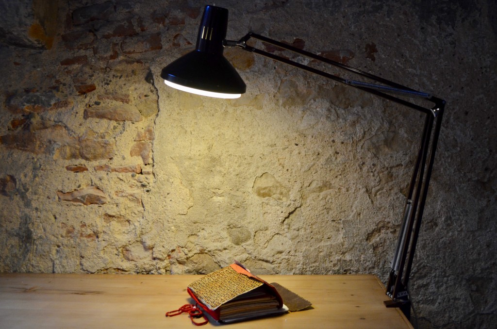 Lampe d'architecte LEDU - L'atelier Belle Lurette, Rénovation de meubles  vintage