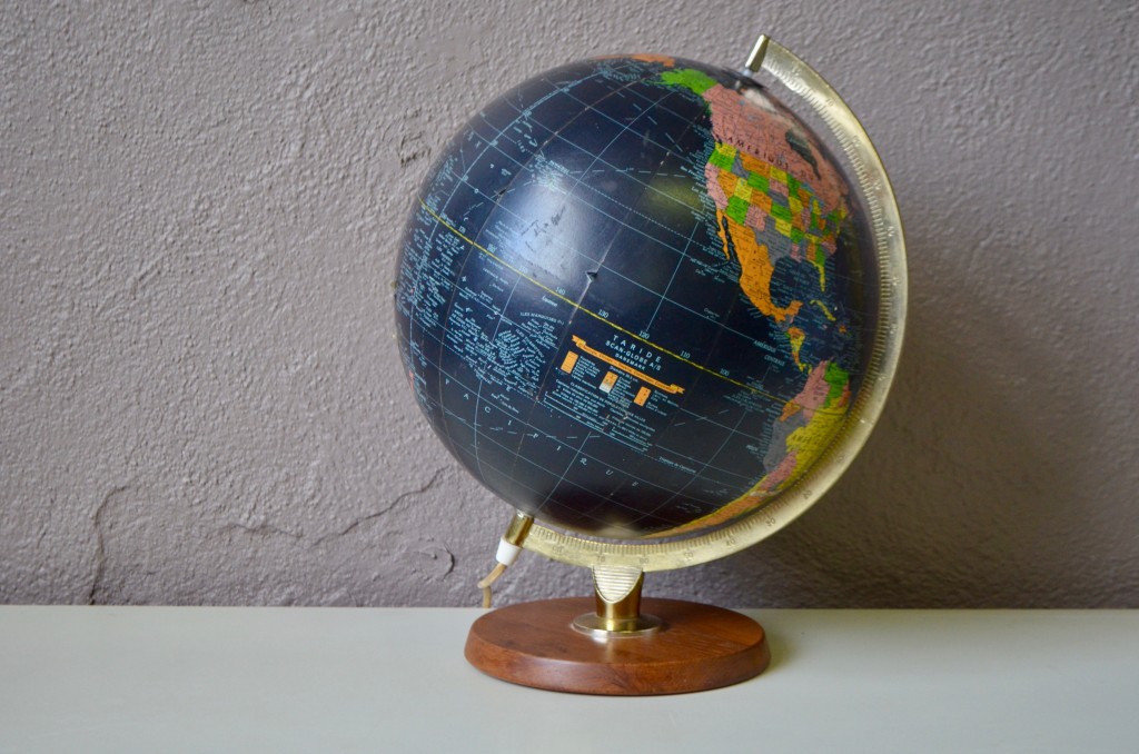 Globe terrestre lumineux Taride - L'atelier Belle Lurette