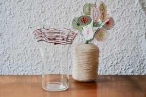 Vase mouchoir en verre artisanal style Venini Murano forme libre