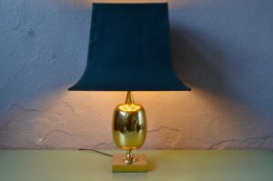 Lampe en laiton à poser style Hollywood Regency métal doré