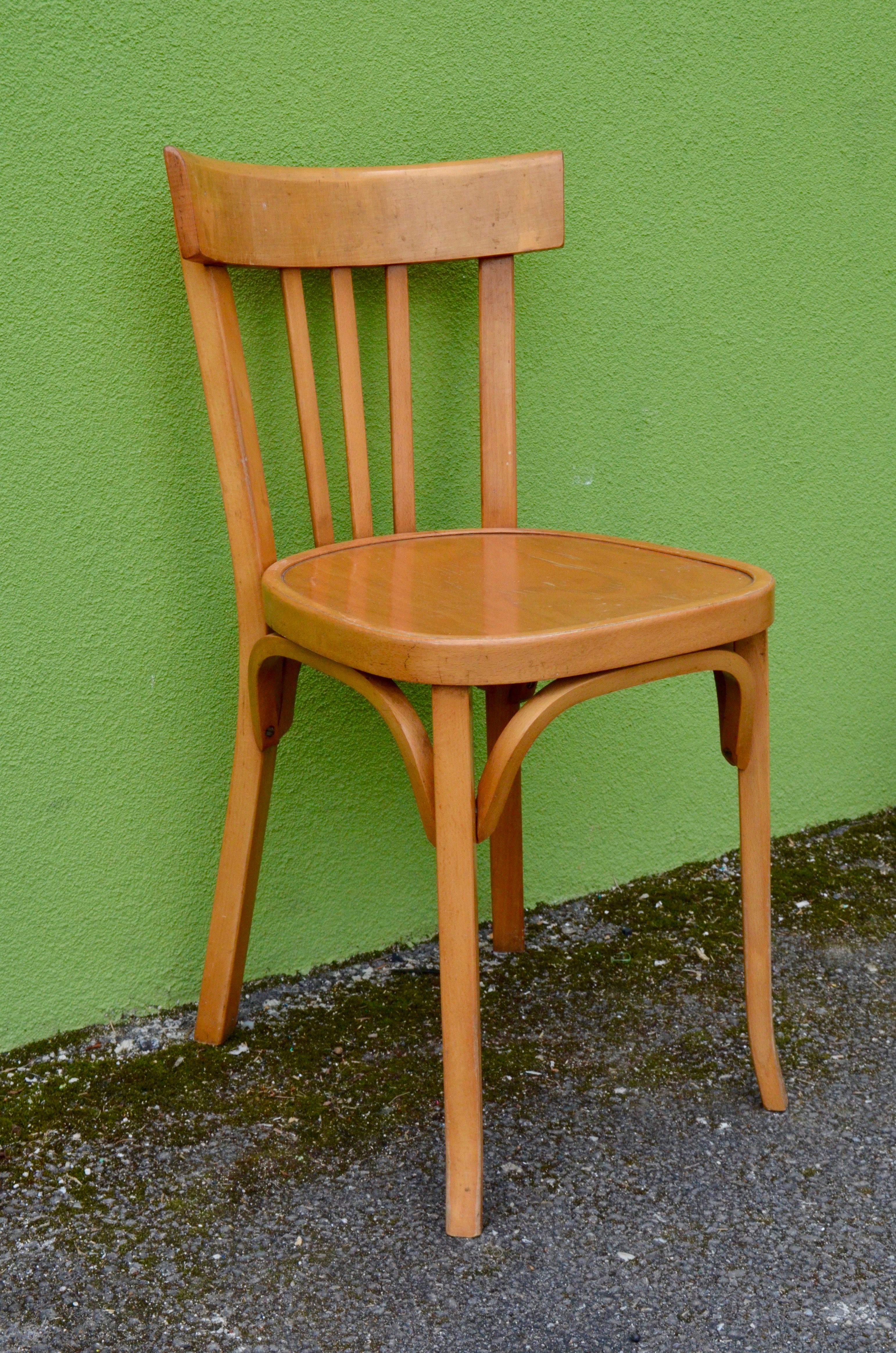 Chaises bistrot Baumann  L'atelier Belle Lurette, Rénovation de