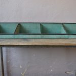 Étagère box industriel vintage en rigitule style Mathieu Mategot