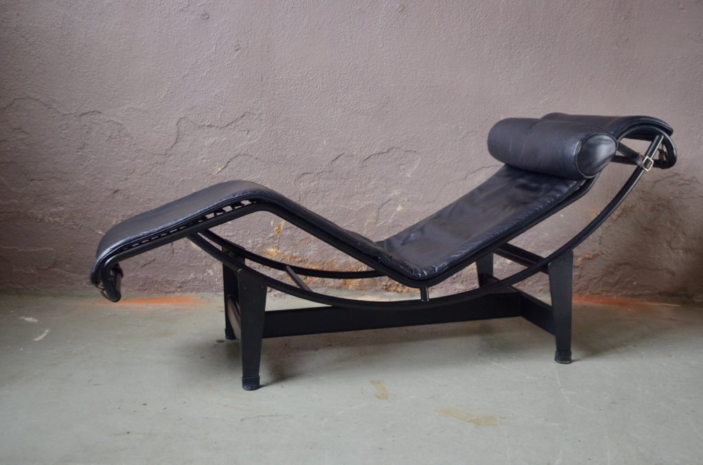 LC4 de Perriand, Le Corbusier & Jeanneret LC4 de Perriand, Le Corbusier & Jeanneret
