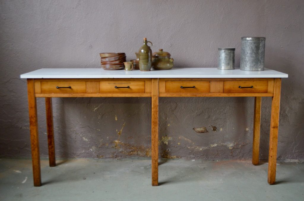 Table de métier Isaure Table de métier Isaure