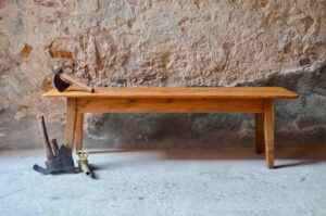 Banc de ferme ancien en bois rustique chalet bohème