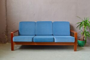 Canapé en teck et velours années 60 design scandinave organique sofa banquette 3 places vintage rétro