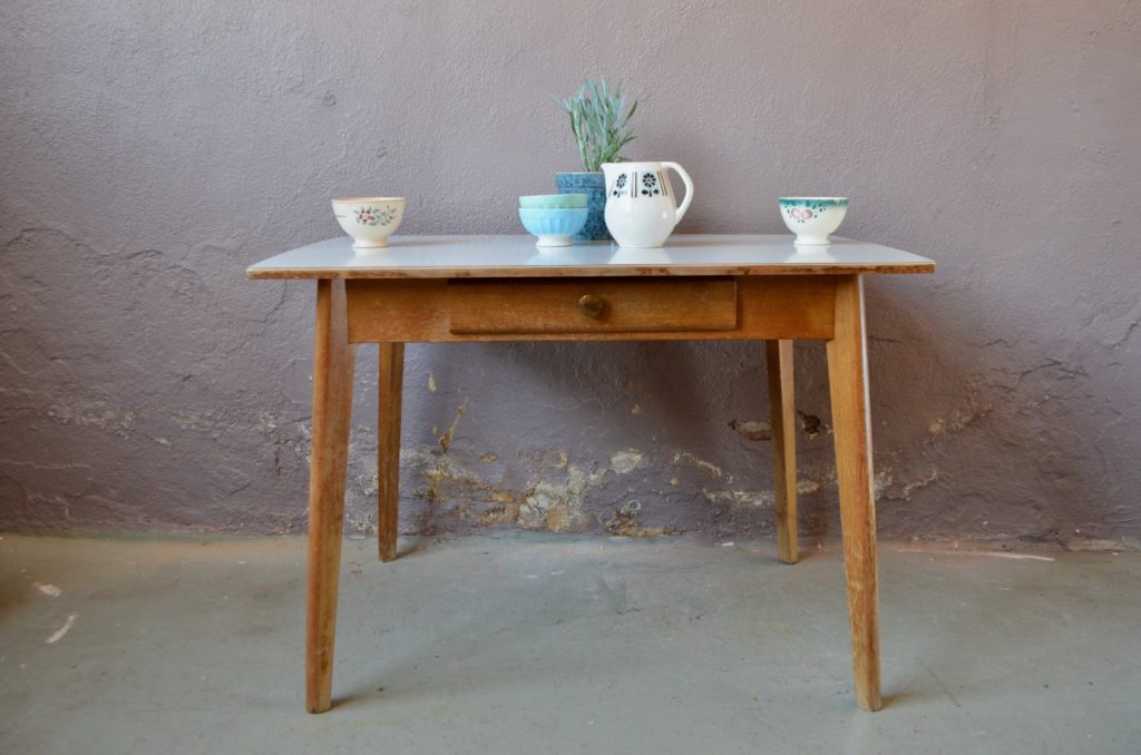 Table Irma Table Irma