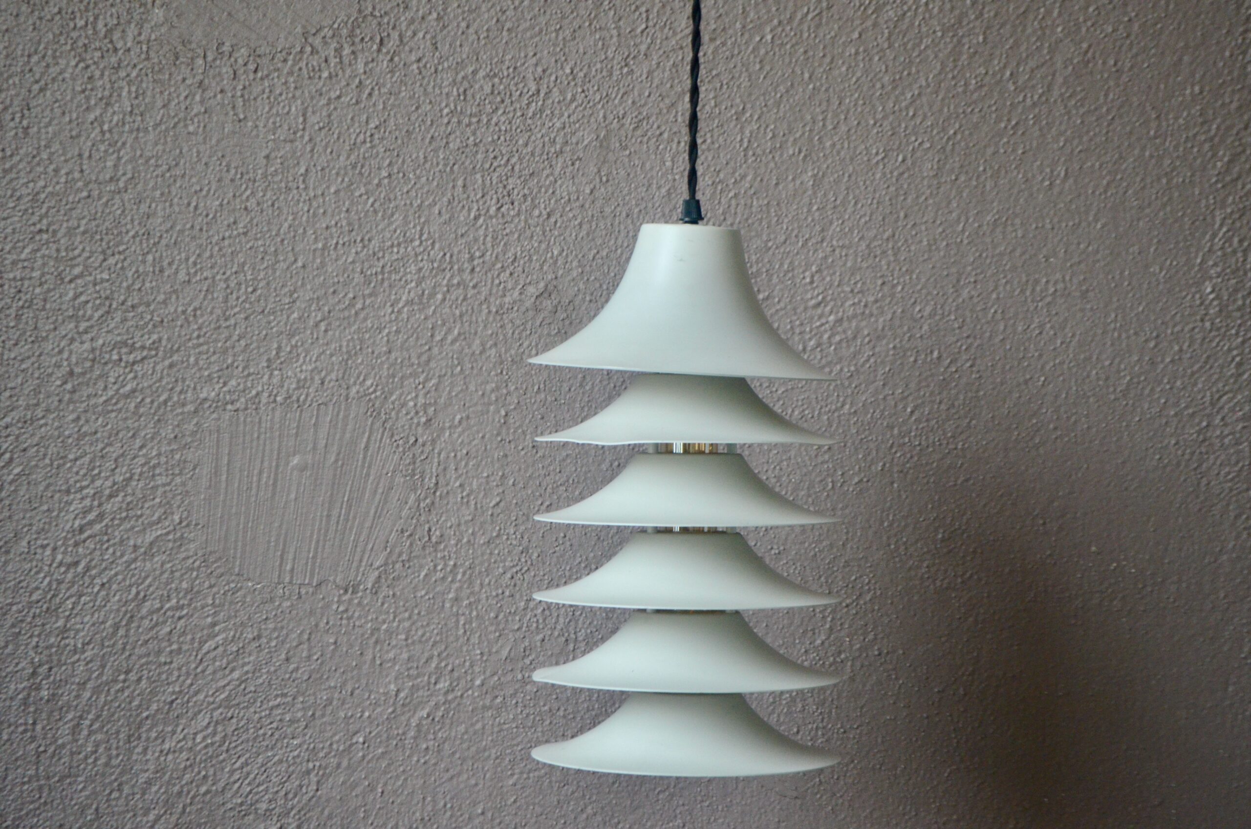 Suspension Tip Top de Jorgen Gammelgaard design scandinave danois moderniste lampe