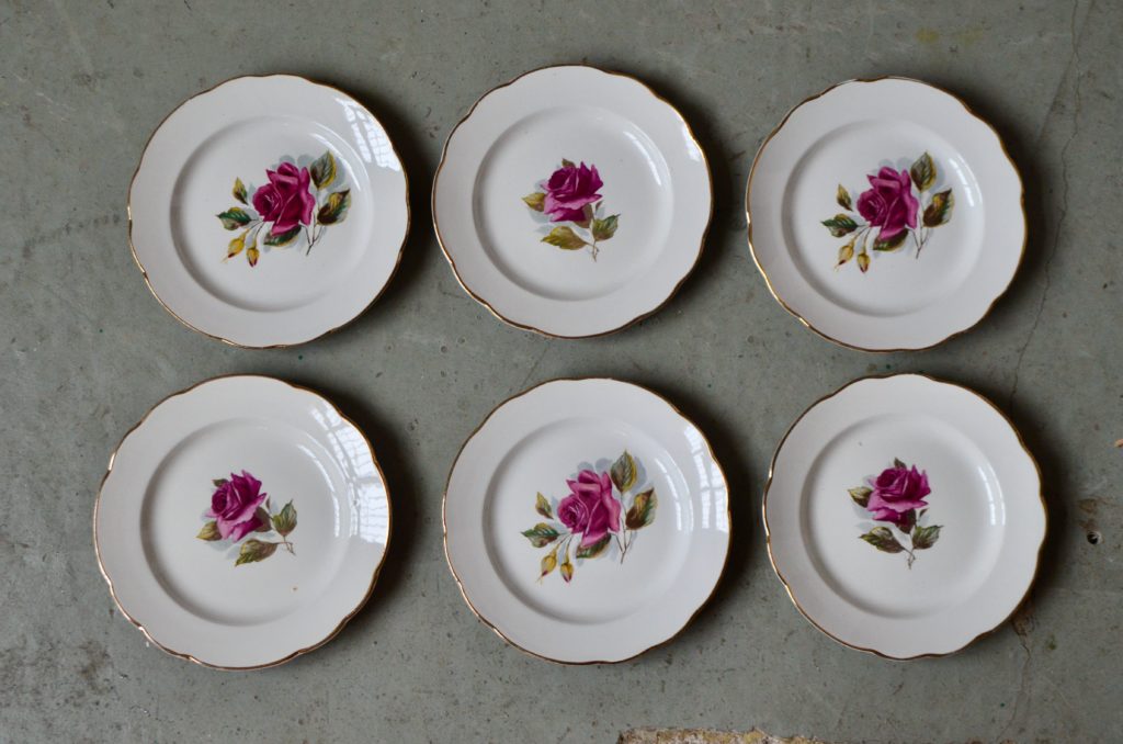 Assiettes aux roses Gien Assiettes aux roses Gien