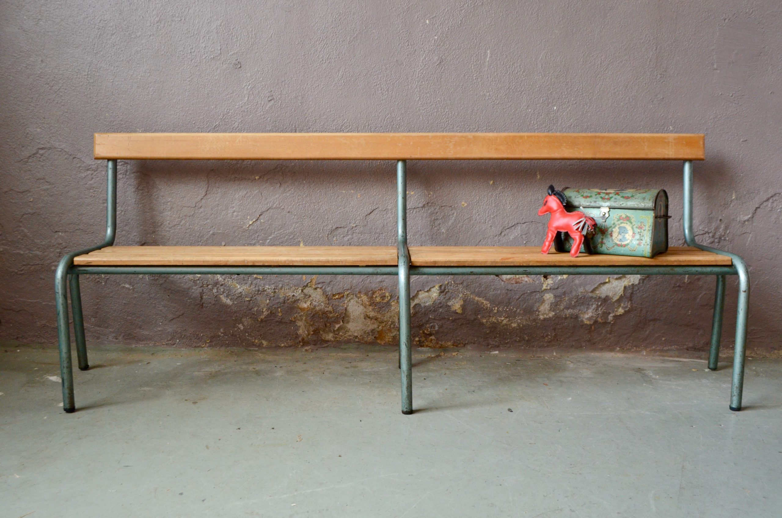 Grand banc d'école Icham - L'atelier Belle Lurette, Rénovation de meubles  vintage