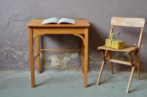 Bureau pliant Clémentin - L'atelier Belle Lurette, Rénovation de meubles  vintage