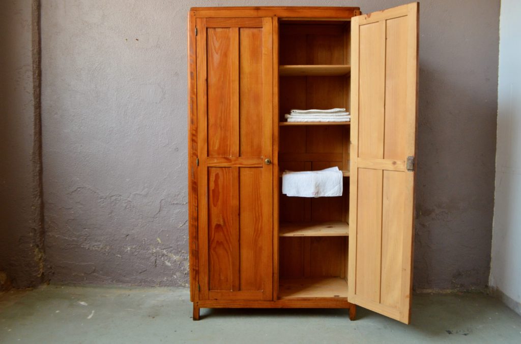 Armoire parisienne Inès Armoire parisienne Inès