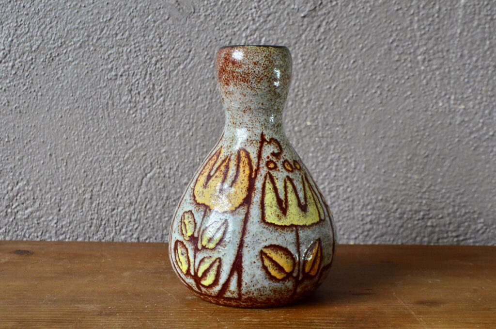 Vase aux fleurs Accolay