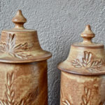 Série de 4 pots couverts les potiers de Vallauris style bohème et wabi sabi
