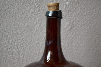 Bonbonne Dame Jeanne flacon verre soufflé 19e siècle ancienne verre brun ambré french wine déco bistrot handmade