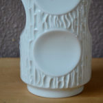 Vase Johann Seltmann pour Vohenstrauß en porcelaine blanche vintage minimaliste