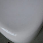 Sori Yanagi Tabouret Elephant stool blanc moderniste vintage design japon futuriste organique fibre de verre