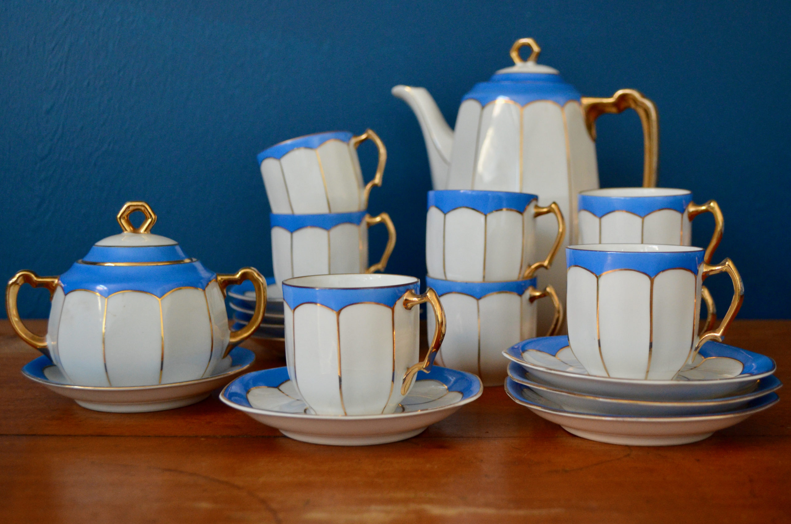Service à thé en porcelaine allemande - L'atelier Belle Lurette