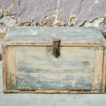 Valise vintage rétro caisse de transport bohème rustique wabi sabi  atelier garage indus