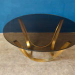 Table basse en verre et acier doré années 70 design minimaliste et moderniste Roger Sprunger pour Dunbar