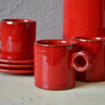 Service à thé ou à café en céramique rouge vintage moderniste