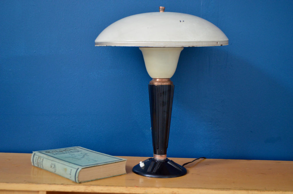 Lampe champignon Jumo 320 - L'atelier Belle Lurette, Rénovation de meubles  vintage