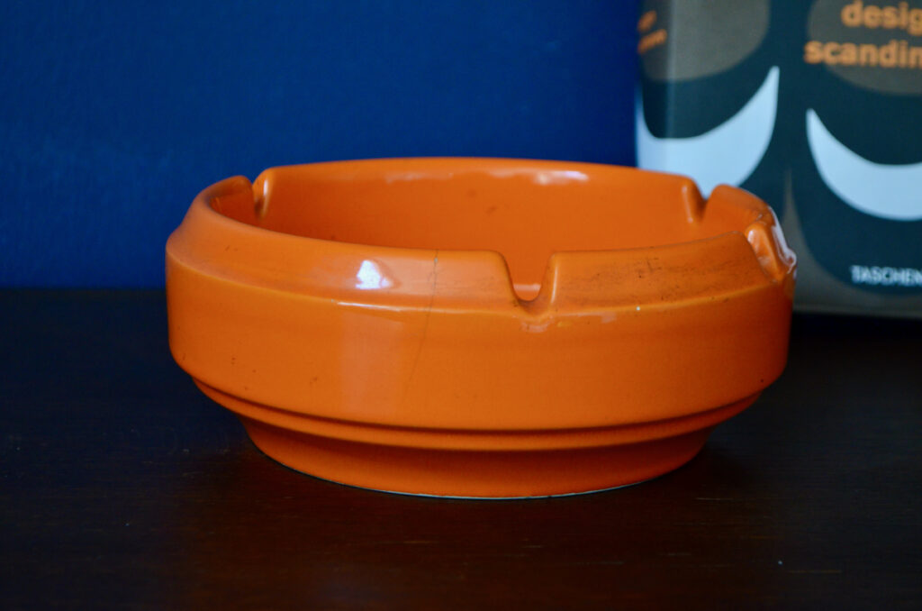 Cendrier orange Italien Cendrier orange Italien