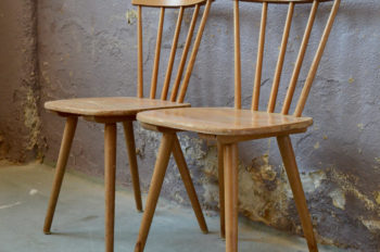 Paire de chaises Bomberstabil scandinave signées cuisine anciennes
