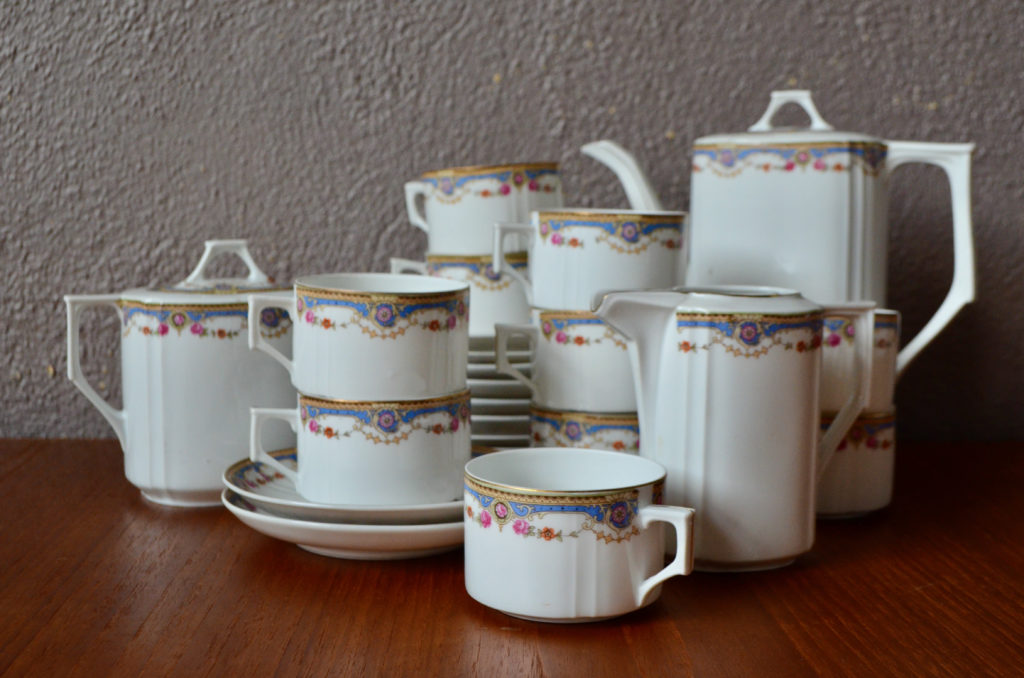 Service à café en porcelaine Service à café en porcelaine