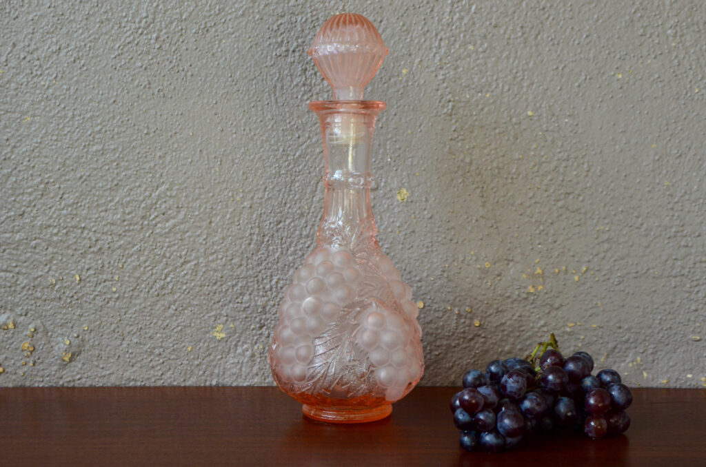 Carafe aux raisins en verre Rose Carafe aux raisins en verre Rose