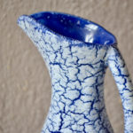 Vase à anse pichet années 60 70 fat lava craquelé céramique décoration bicolore bleu blanc