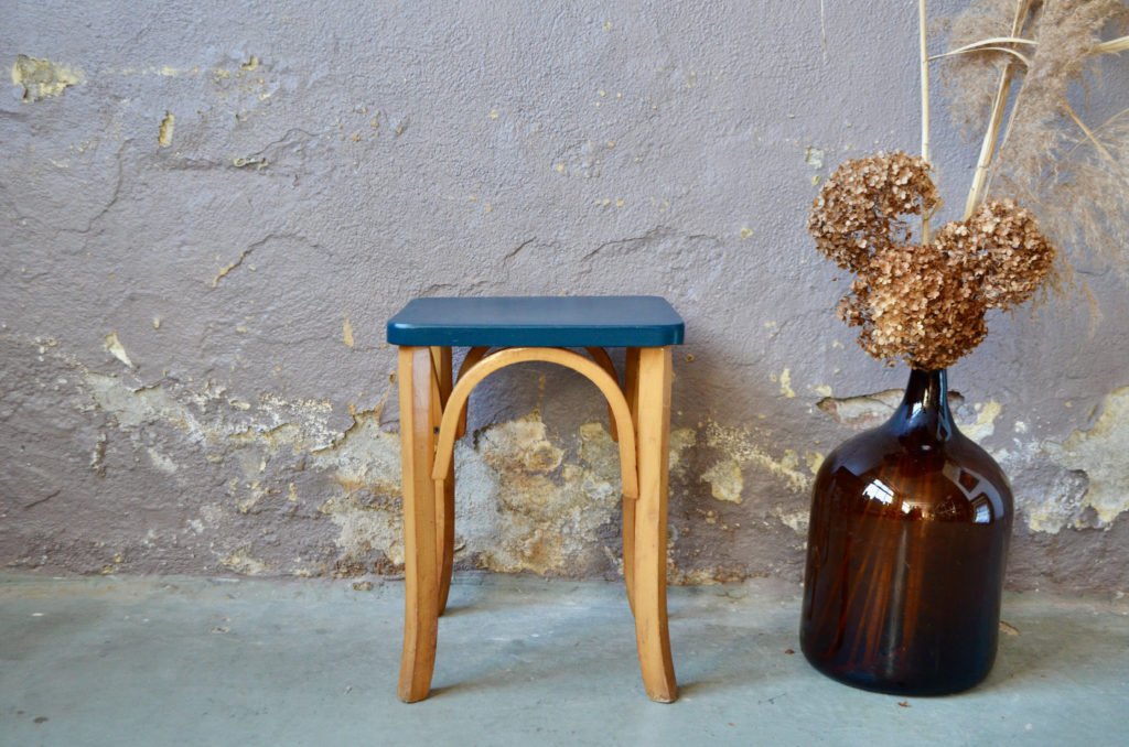 Tabouret Baumann bleu Tabouret Baumann bleu