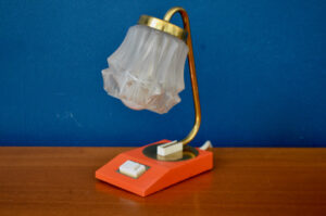 Lampe-pince champignon Beige - L'atelier Belle Lurette, Rénovation de  meubles vintage