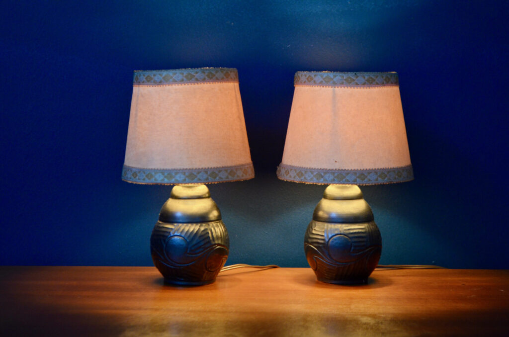 Paire de lampes en céramique Art Déco
