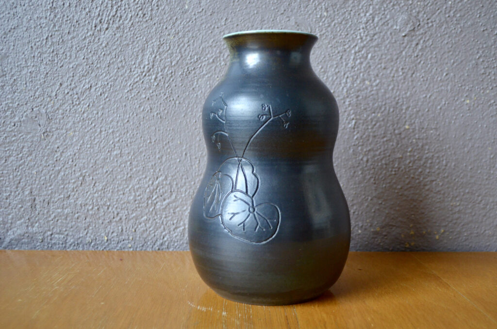 Vase coloquinte noir Vase coloquinte noir
