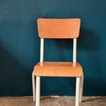 Bureau et chaise enfant ancien bohème et chic