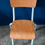 Bureau et chaise enfant ancien bohème et chic
