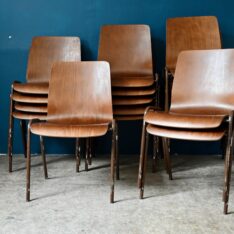 Série de chaises vintage design scandinave bureau collectivité design lot empilables