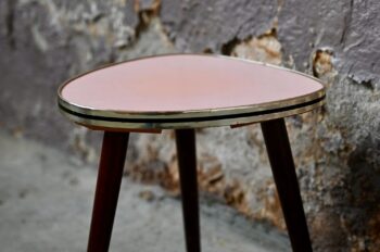 Table tripode vintage porte plante rose  triangulaire médiator