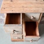 Meuble rustique ancien patiné commode à tiroirs bahut vintage rétro meuble de campagne meuble d'entrée