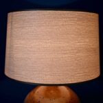 Lampe pied boule en grès ancienne déco bohème campagne chic et wabi sabi