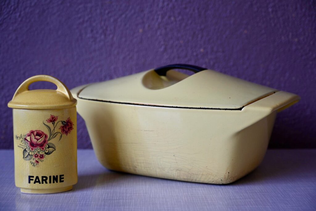 Cocotte en fonte émaillée Raymond Loewy Cocotte en fonte émaillée Raymond Loewy