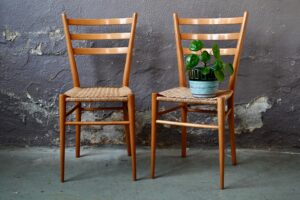 Série de 2 chaises ultralégères italiennes vintage réro design scandinave années 50 midcentury 