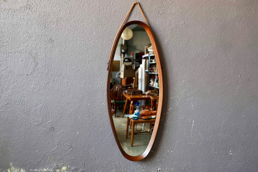Grand miroir italien en teck & corde Grand miroir italien en teck & corde